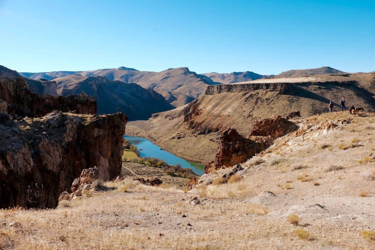 frequently-asked-questions-about-the-owyhee-river-northwest-rafting