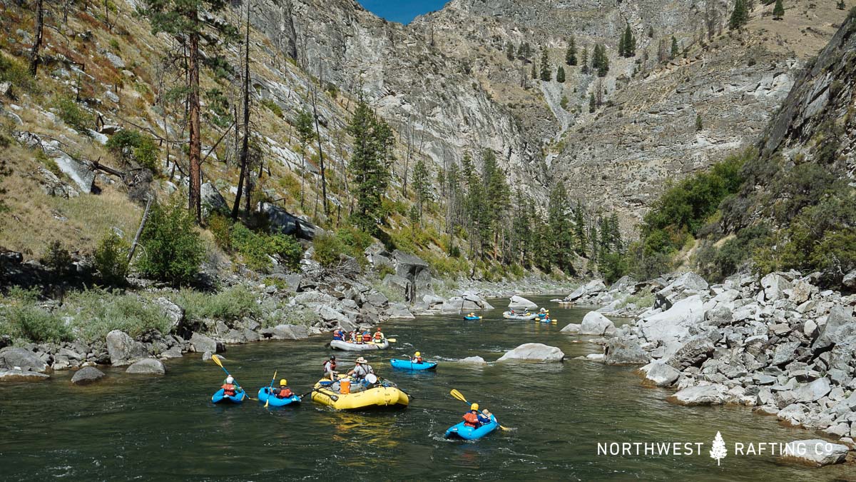 Rafts and Kayaks on the Salmon River