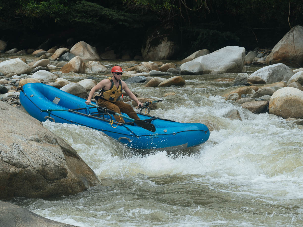 Rowing the Jondachi River in Ecuador